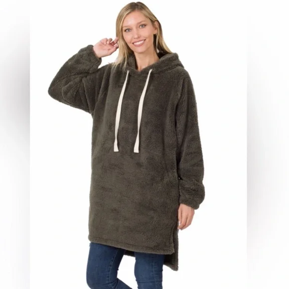 Zenana Hooded Faux Fur Pullover with High- Low Hem Fleece Hoodie - Picture 1 of 4